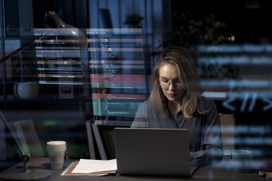 10 Real-World Use Cases of Low Code Solutions in Enterprises